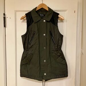 Women's Mo-Ka by Santa Fe Apparel: Green and Black Vest